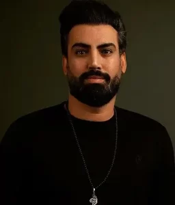 ایمان درخشان فرد